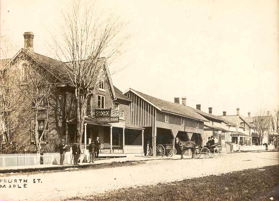 Maple, Fourth Street ca 1900